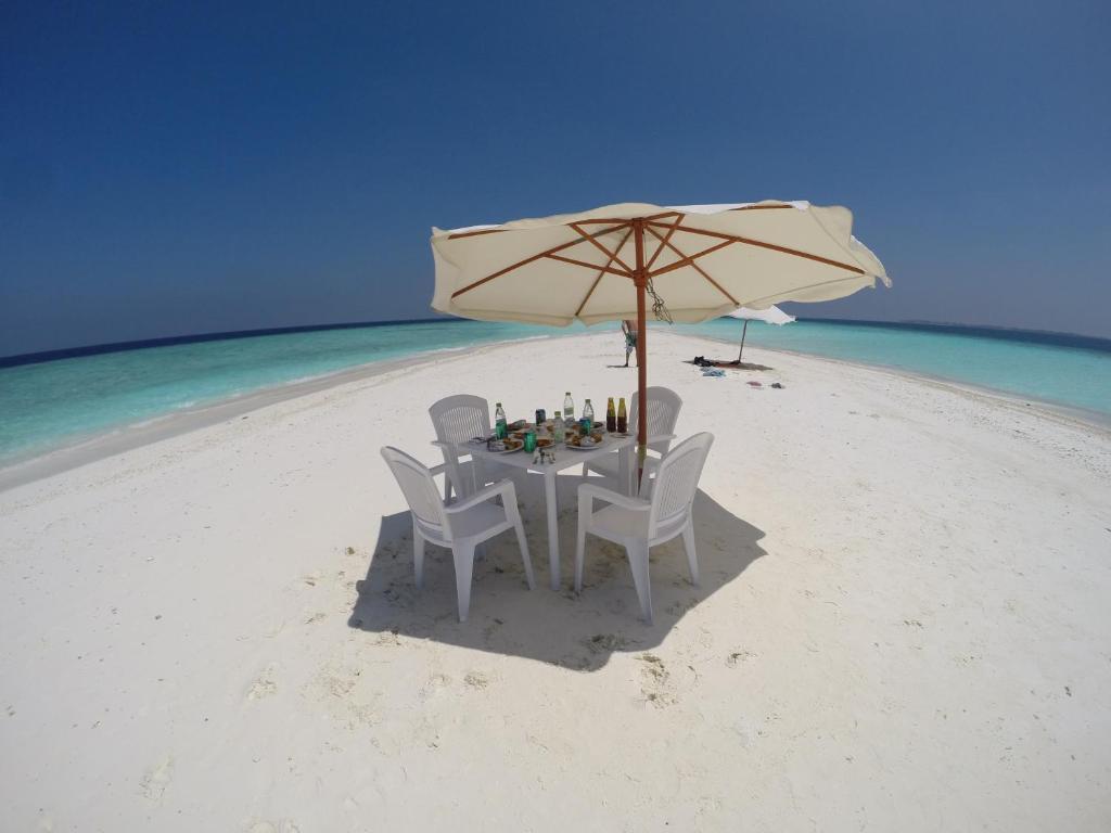 Isle Beach Inn Maldives Dış mekan fotoğraf